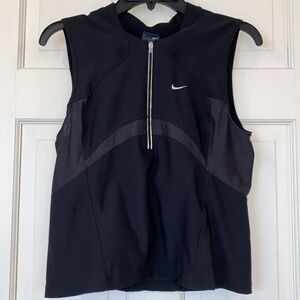 L (12/14) Nike Full Bra Vented Women’s Nike Zip Sleeveless Workout Black Top